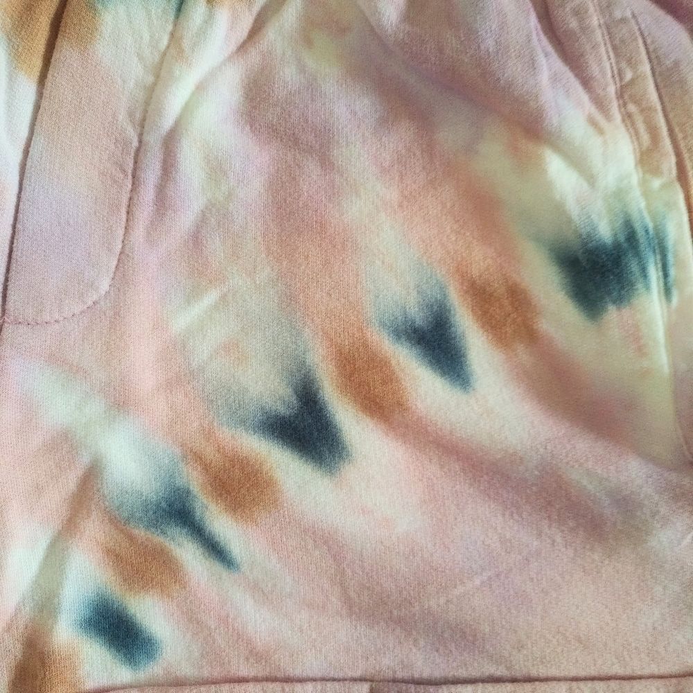 ✨️HP✨️ Young👧 Fabulous😎 & Broke💸 Tie Dye☮️ Shorts NWT - Picture 8 of 10